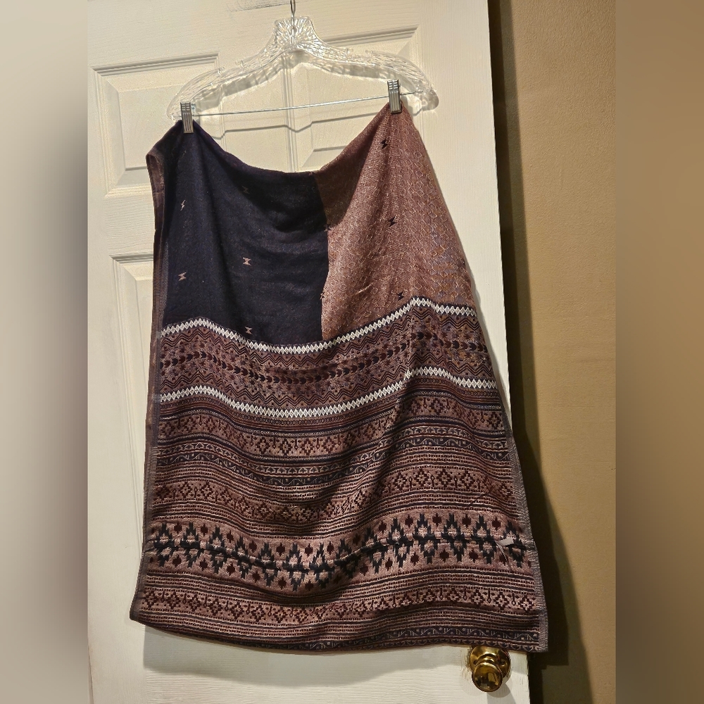 CHARLOTTE RUSSE INFINITY SCARF